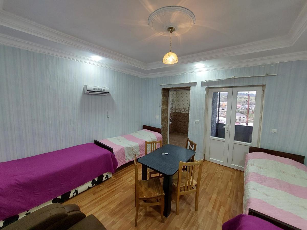 Apartment Beso Kutaissi Exterior foto